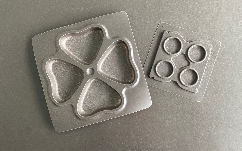 Test d'innovation avec calage en bioplastique à base de biomasse, une solution d'emballage écoresponsable développée par NEXT Emballage